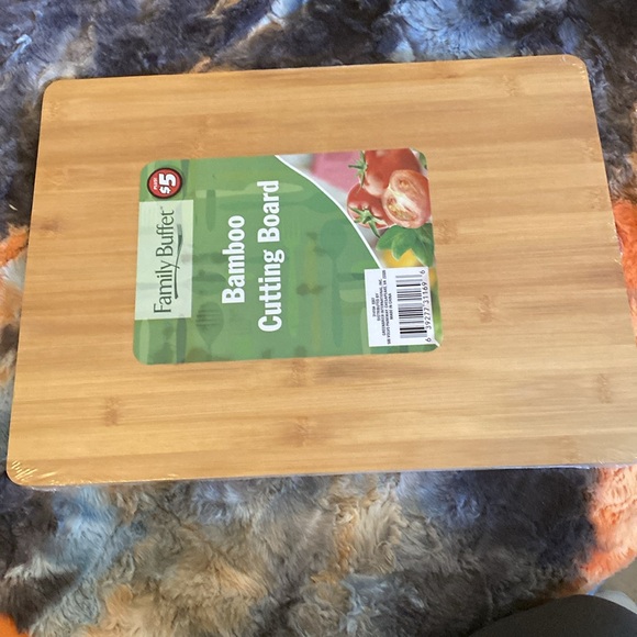 🌟NEW🌟 Set of 2 - 1 Bamboo & 1 Wood Lemon Shape Cutting Board “ Easy Peezy” NWT - Picture 5 of 9
